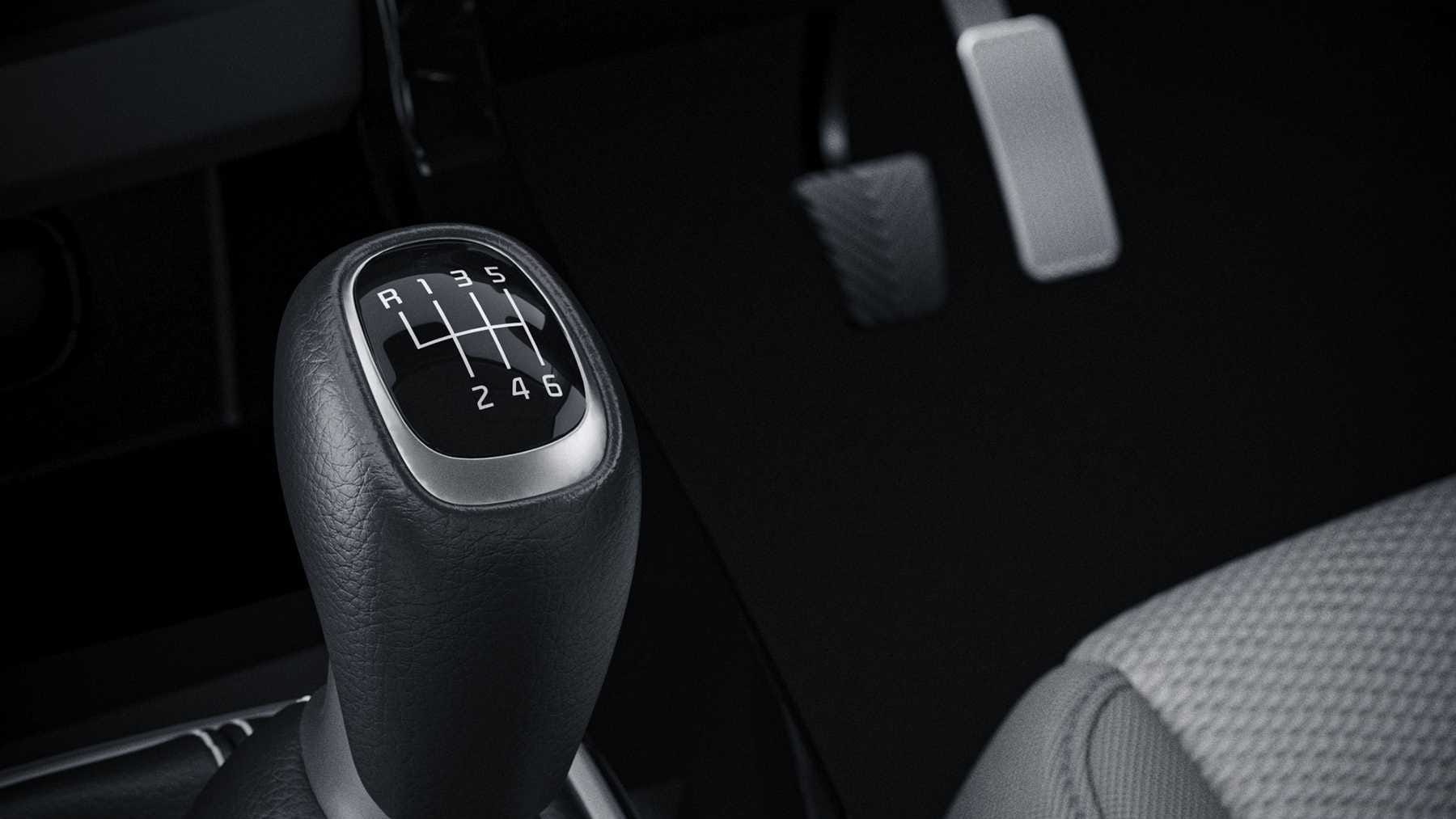 The Kia Seltos is the first mid-size SUV to receive the Intelligent Manual Transmission (iMT) option.  Photo: Kia