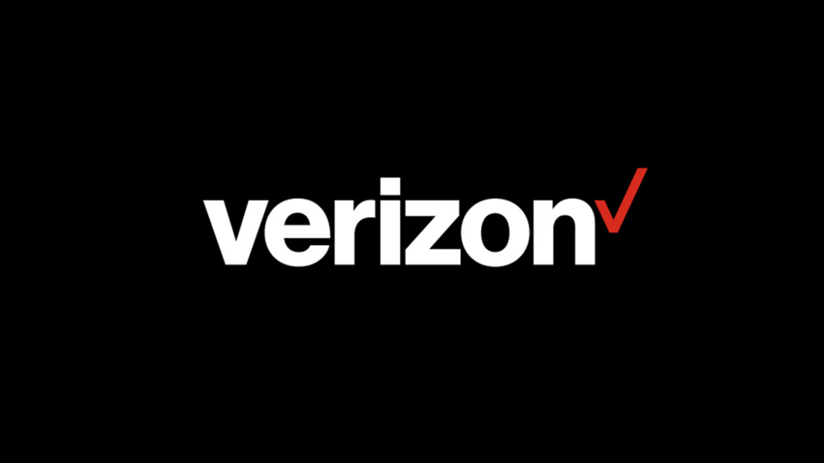 Special Verizon Discounts for Everyday Heroes on Wireless Plans and Samsung Devices This Month