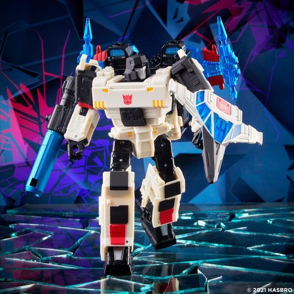 Transformers-Generations-Shattered-Glass-Voyager-Class-Megatron-1-600x600 
