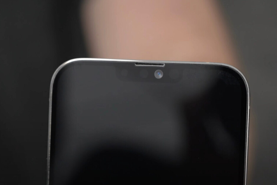 iPhone 13 Pro Max Dummy Unit - Here’s one thing Apple does to shrink the iPhone 13 notch
