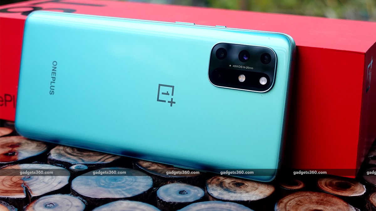 OnePlus 8, OnePlus 8 Pro, OnePlus 8T Get OxygenOS Updates in India with System, Camera Enhancements