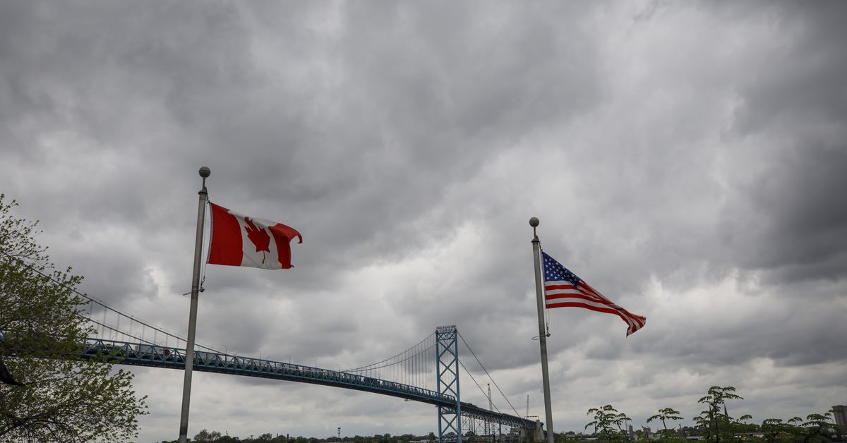 Canada plans to begin repatriating vaccinated U.S. travelers