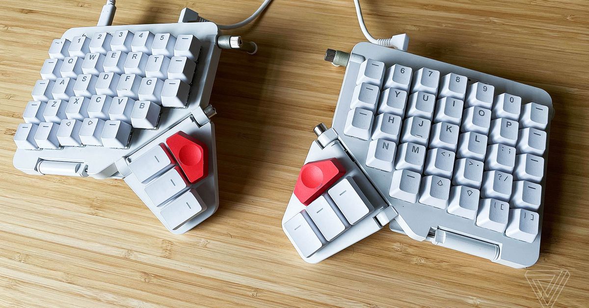 ZSA Moonlander Mark I review: the ultimate customizable ergonomic keyboard