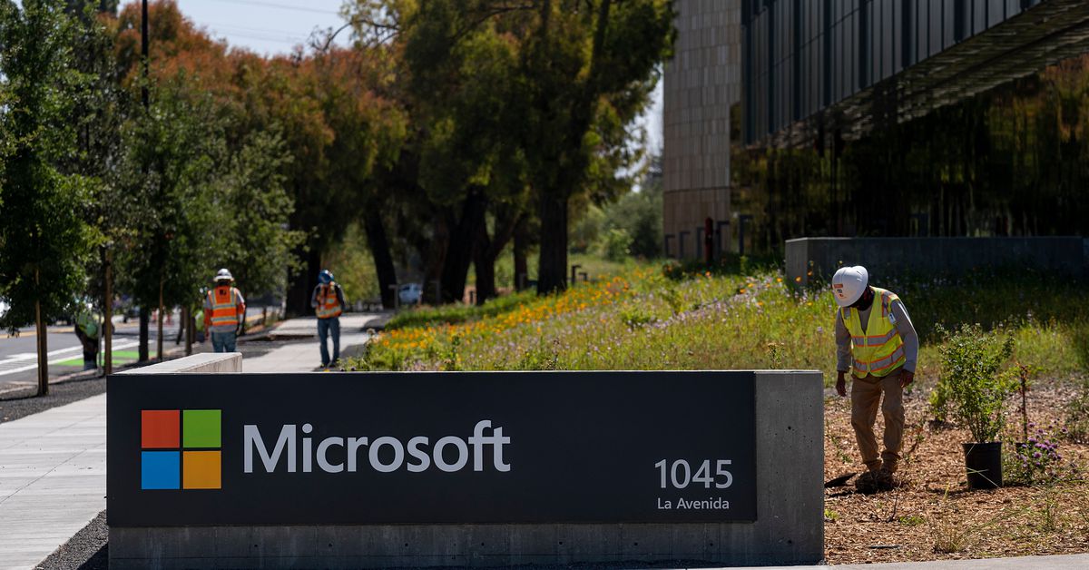 Microsoft needs evidence of COVID-19 vaccination to enter U.S. buildings