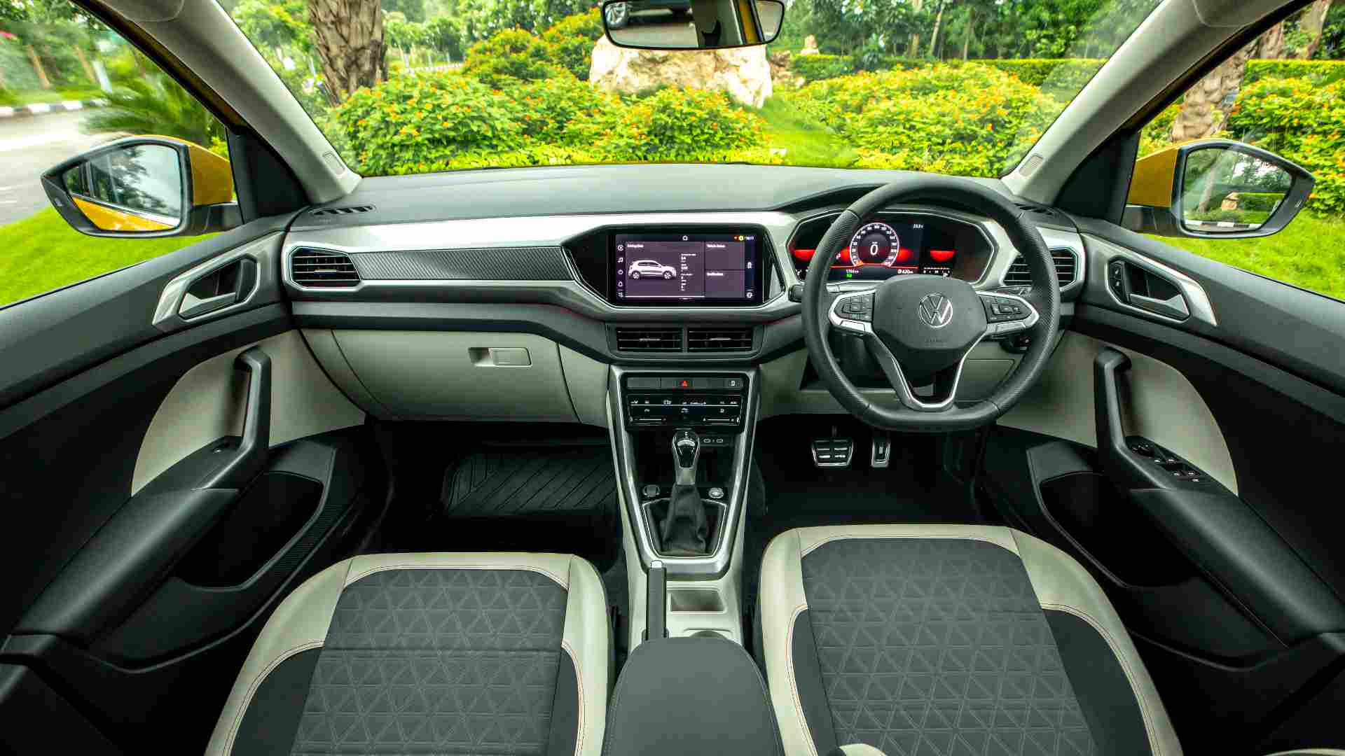 Although some elements have been moved from Skoda, Taigun’s interior has enough of its own separators.  Photo: Volkswagen