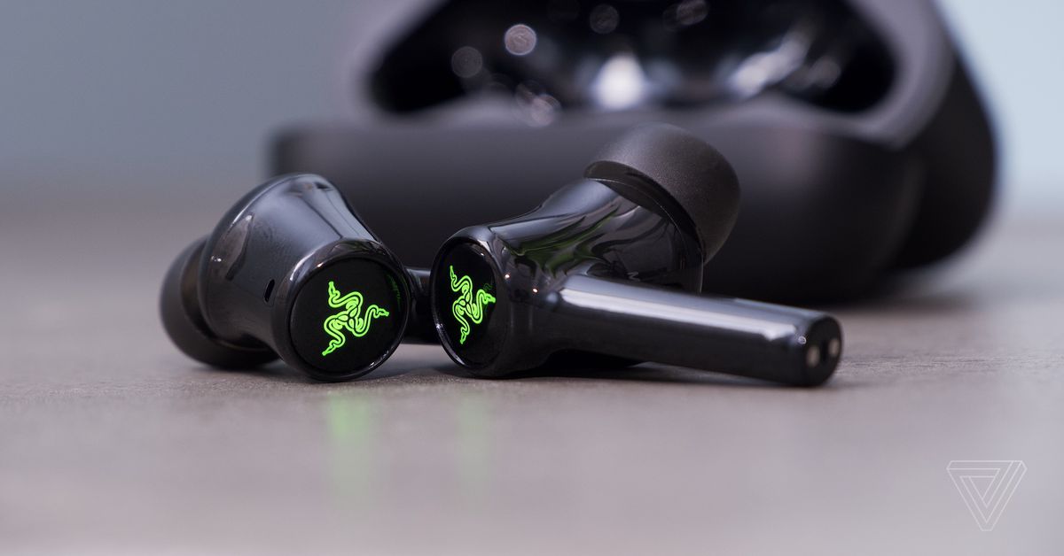 Razer Hammerhead True Wireless (2021) Review: ANC with a colorful light show