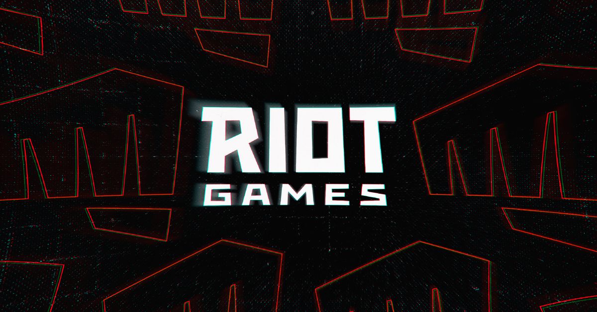 California accuses Riot of misleading workers for their right to speak