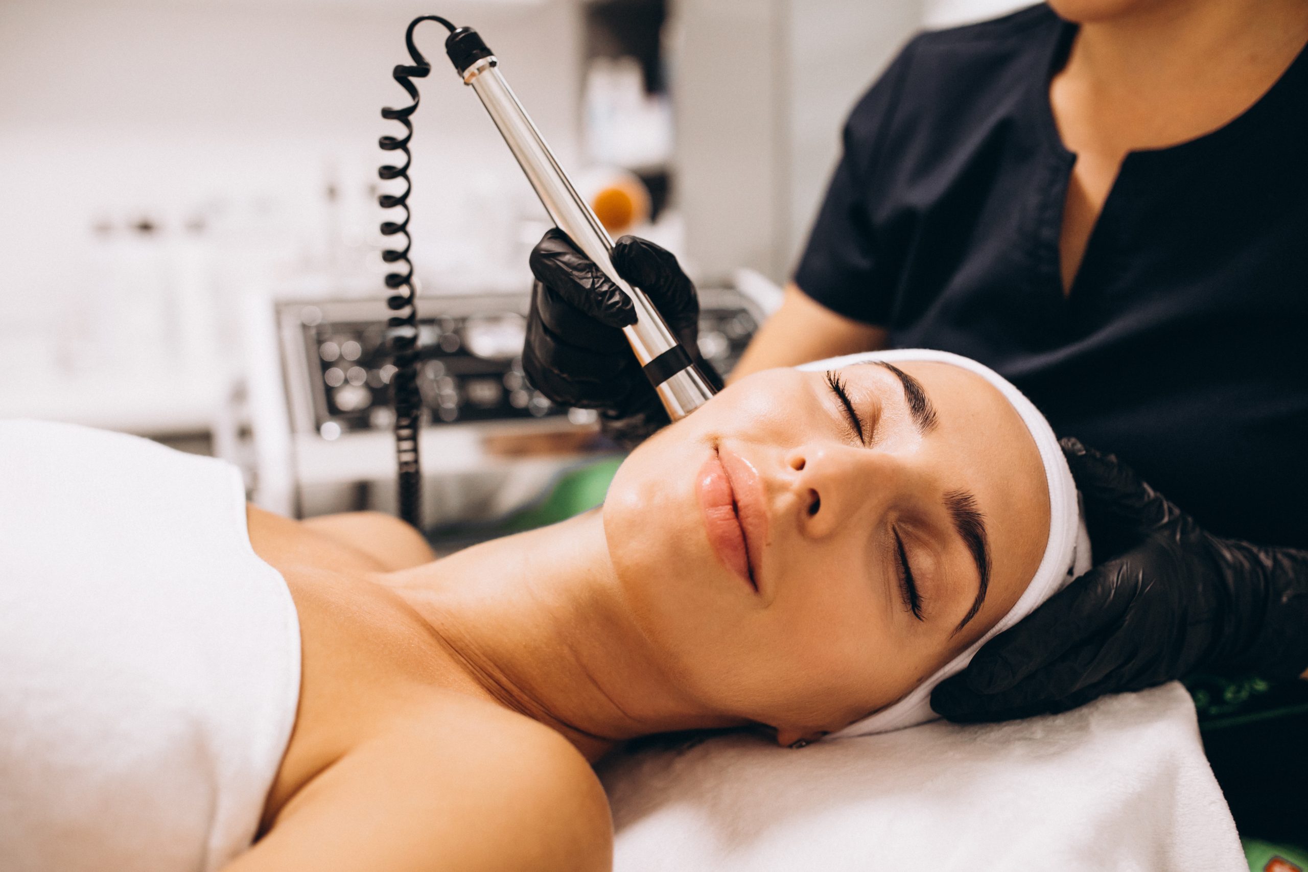 Reasons for the Growing Trend of Non-invasive Cosmetic Procedures
