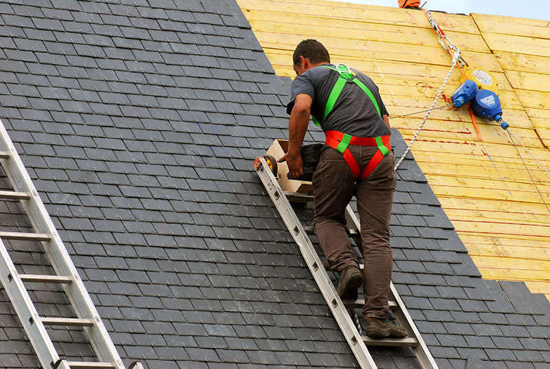 6 Important Factors To Know Before Hiring Roofing Services in Roosevelt NY