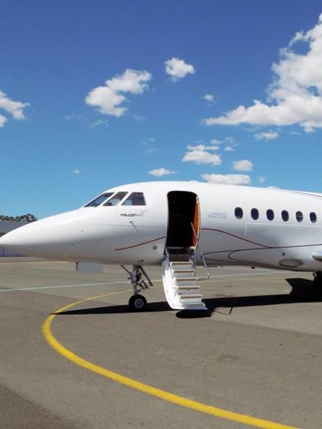 Flying in Style: Explore the World’s Tiniest Jets!